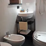 Casa Conforti Monolocale Citta Mare Vicino Gaslini Genua